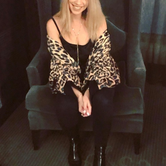 Leopard Ruched Bomber Jacket - Picture 4 of 6